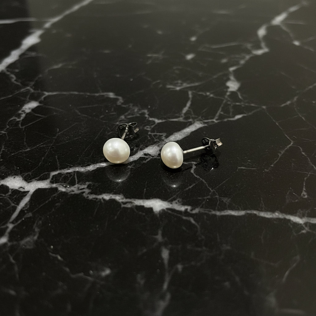 925 Sterling Silver 5mm White Freshwater Pearls Stud Earrings